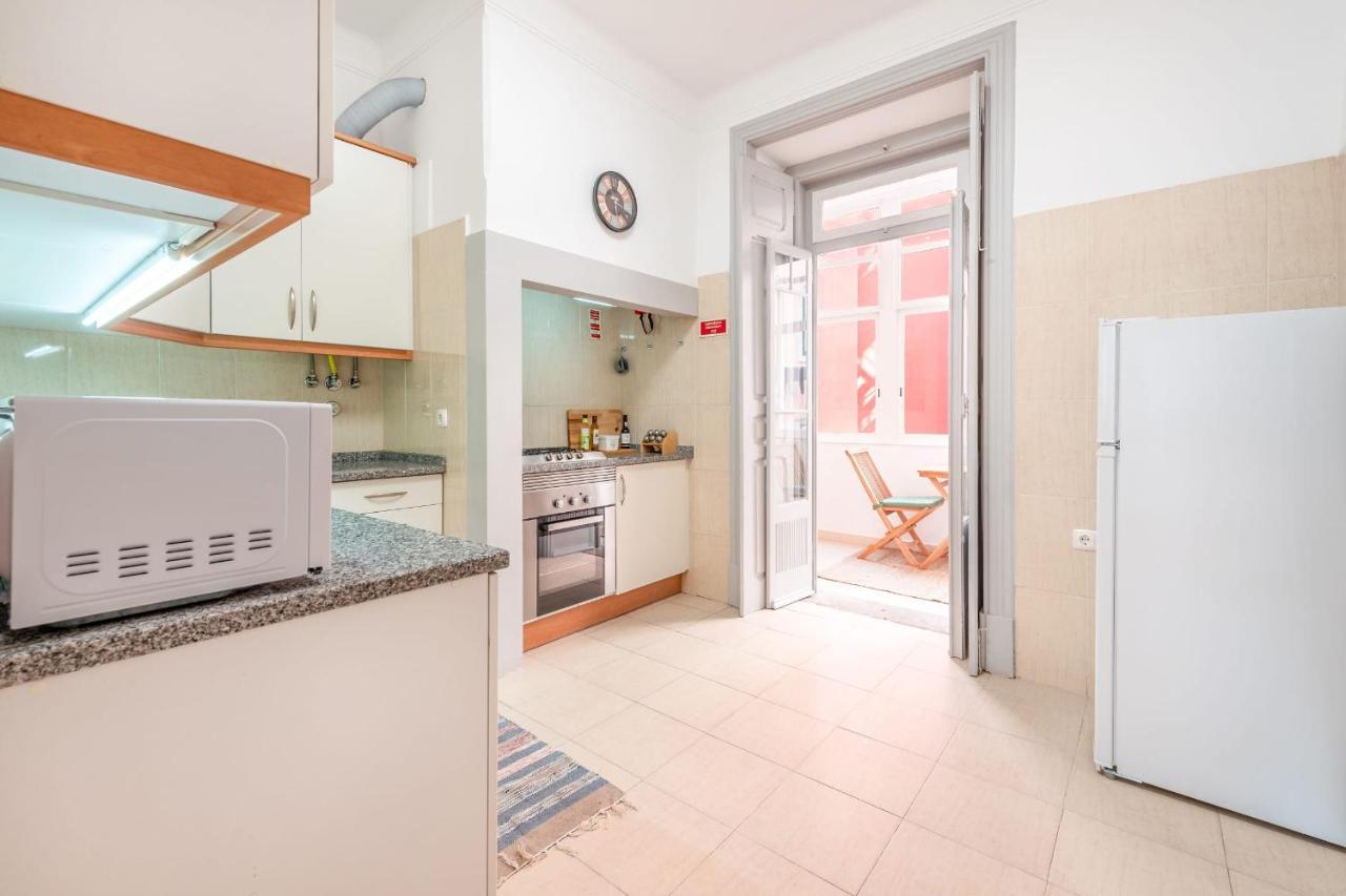 Vita Portucale ! Deluxe 3 Bedroom Apartment In Arroios Lissabon Exterior foto